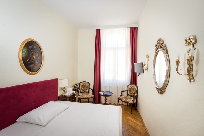 Hotel Royal 