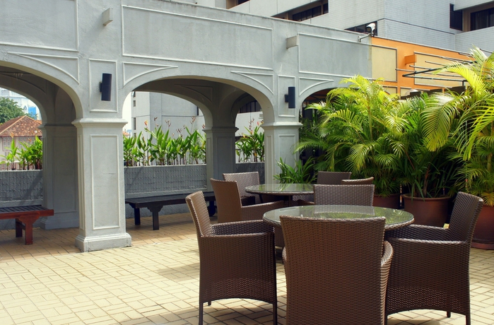 Hotel Royal At Queens