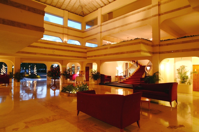 Hotel Royal By Rex Resorts