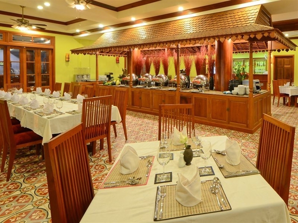 Hotel Royal Crown Hotel