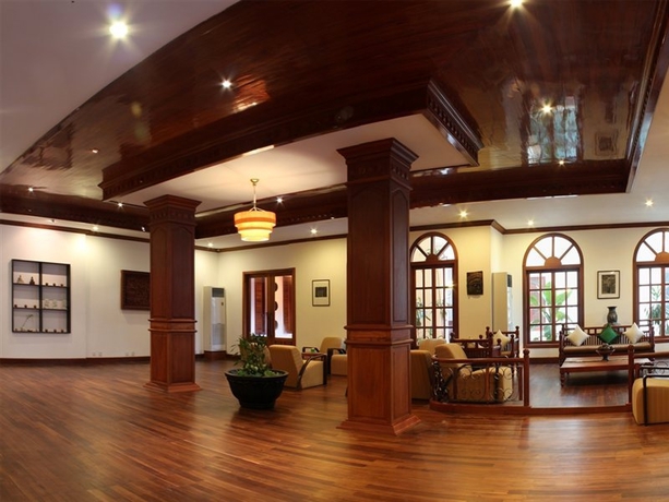 Hotel Royal Crown Hotel