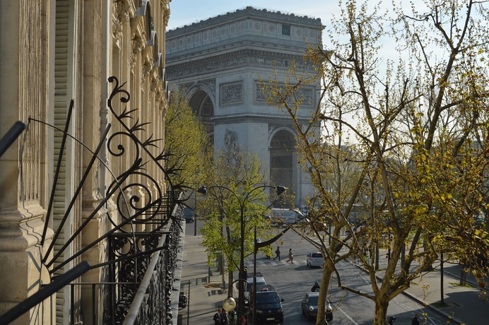 Hotel Royal Elysees