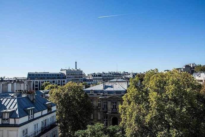 Hotel Royal Garden Champs-Elysées