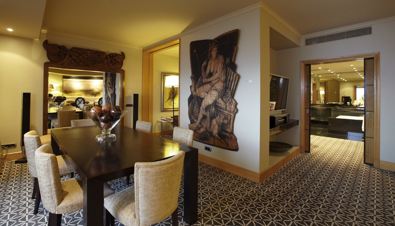 Hotel Royal Savoy