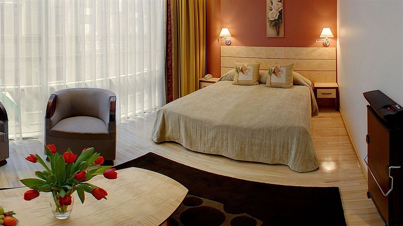 Hotel Royal Square & Suites