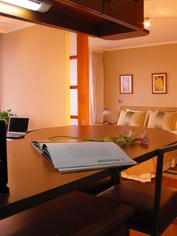 Hotel Rq Providencia Suites