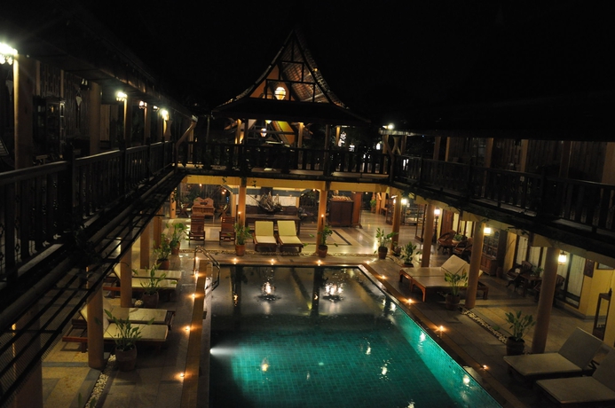 Hotel Ruean Thai Hotel