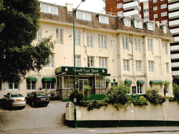 Hotel Russell Court