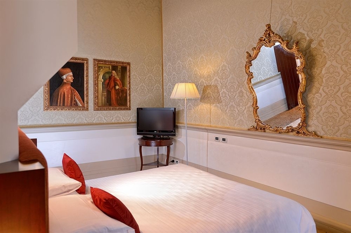 Hotel Ruzzini Palace 