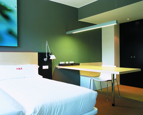 Hotel SANT CUGAT H and R