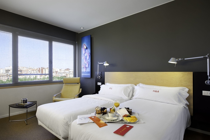 Hotel SANT CUGAT H and R