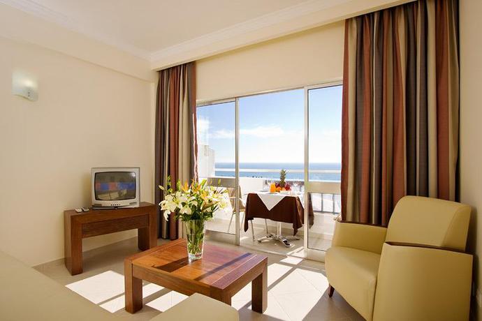 Hotel SILMAR