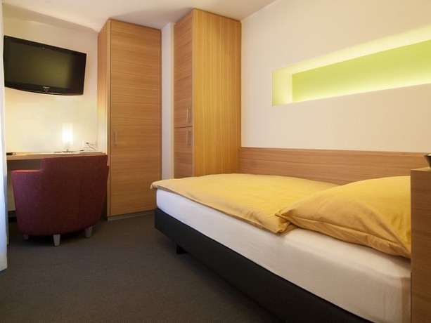 Hotel SIMI