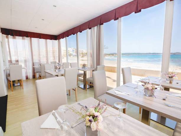 Hotel SIllot, Club