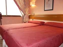 Hotel SUITES FOXA 25