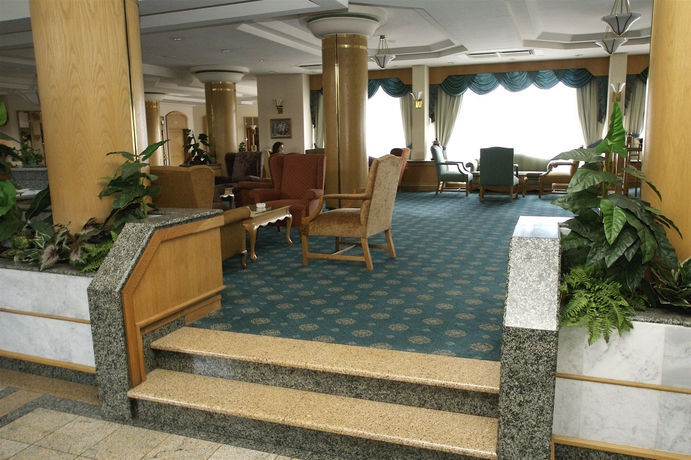 Hotel Safari Court