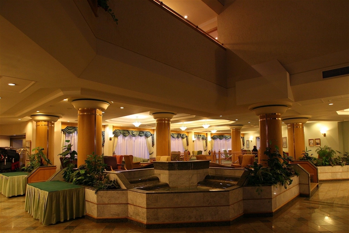 Hotel Safari Court
