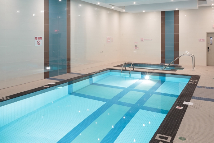 Hotel Sandman  Suites And Spa Winnipeg Airport