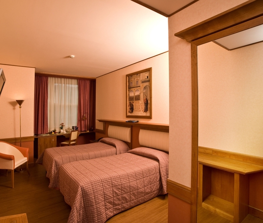 Hotel Sangallo Palace