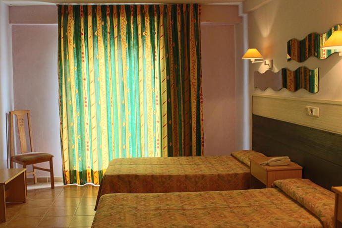 Hotel Santa Faz