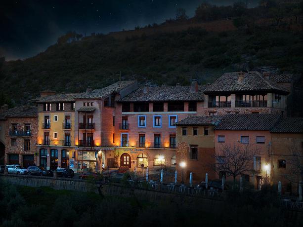 Hotel Santa Maria De Alquezar