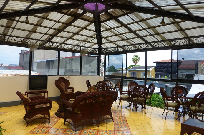 Hotel Santo Tomas