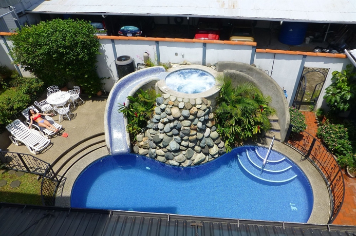 Hotel Santo Tomas