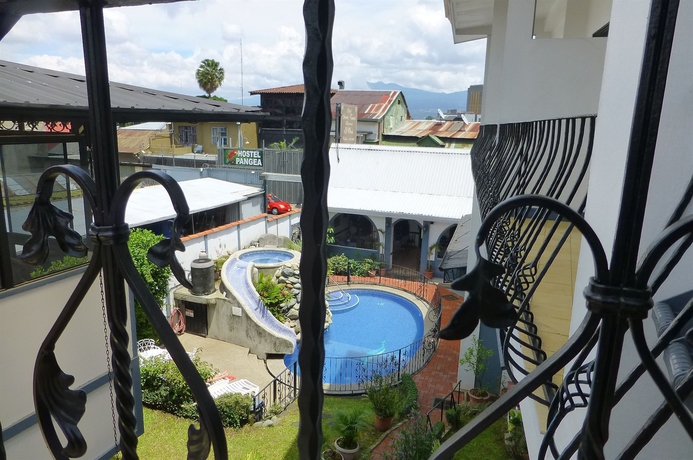 Hotel Santo Tomas