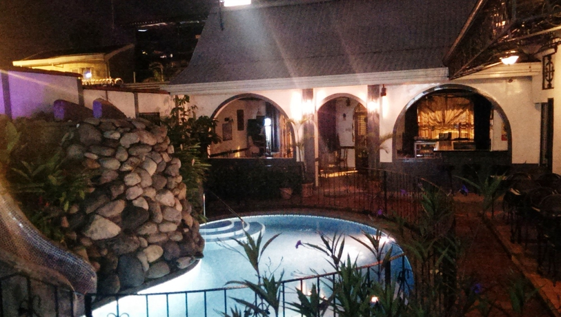 Hotel Santo Tomas