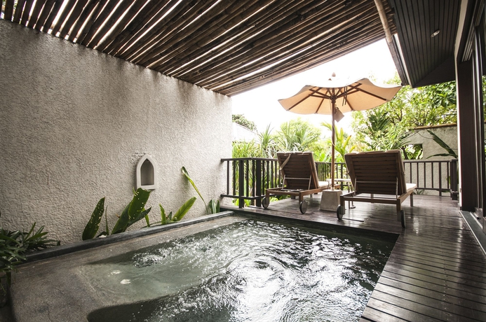 Hotel Sareeraya Villas & Suites