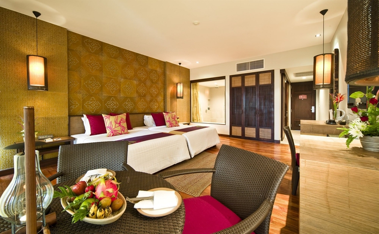 Hotel Sareeraya Villas & Suites