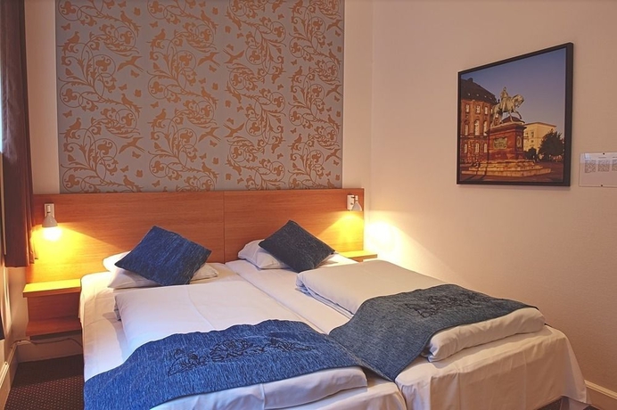 Hotel Savoy