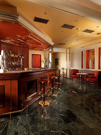 Hotel Savoy