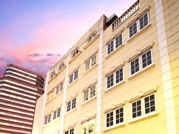 Hotel Sawasdee Langsuan Inn