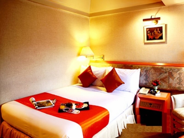 Hotel Sawasdee Langsuan Inn