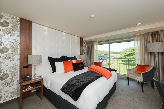 Hotel Scenic Circle Croydon