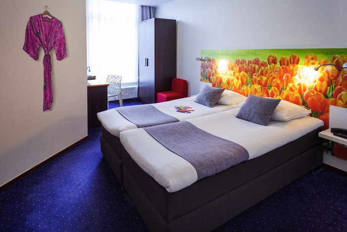 Hotel Seasons
