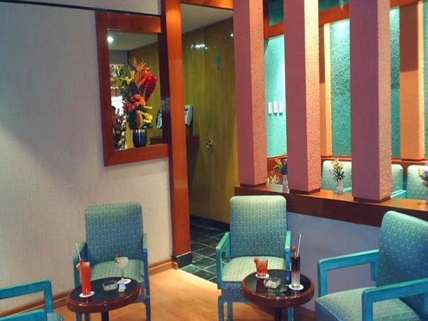 Hotel Segovia Regency