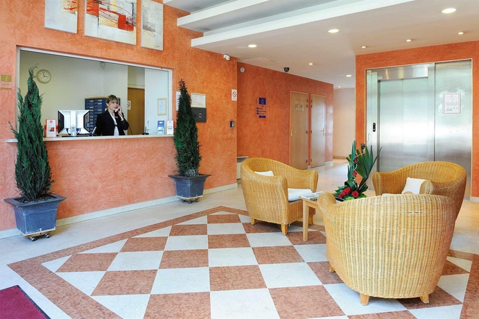 Hotel Sejours Et Affaires Lyon Park Avenue