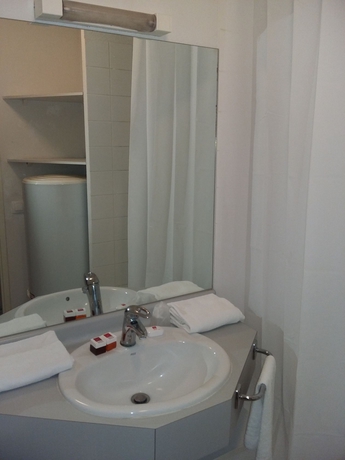 Hotel Sejours Et Affaires Orleans Jeanne D'arc