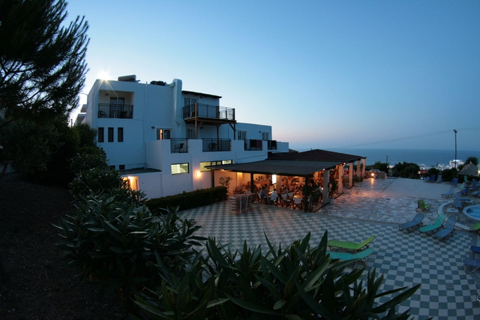 Hotel Semiramis Village