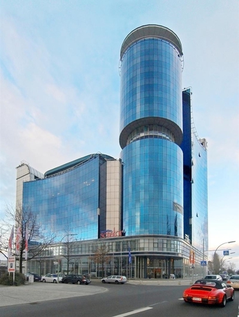 Hotel Senator
