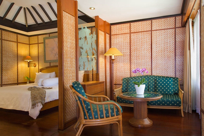 Hotel Senggigi Beach Hotel Lombok