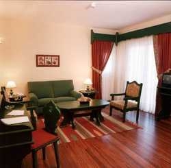 Hotel Senorio De Monjardin