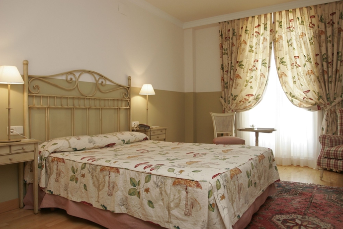 Hotel Sercotel Villa De La Guardia