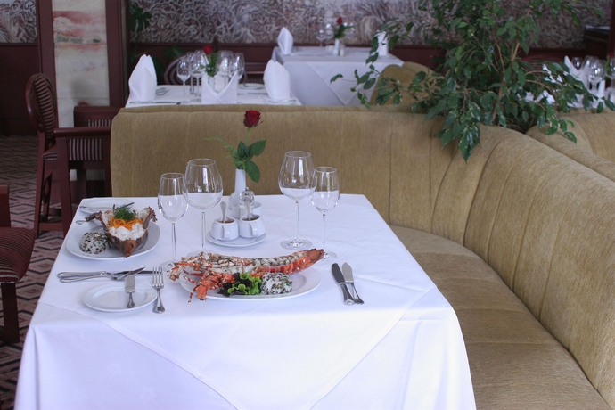 Hotel Serena