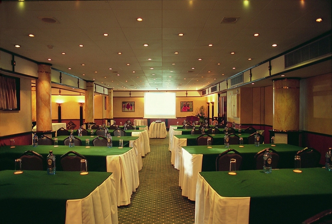 Hotel Serena