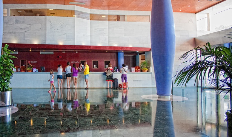 Hotel Servigroup Marina Playa