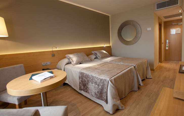 Hotel Sevilla Congresos
