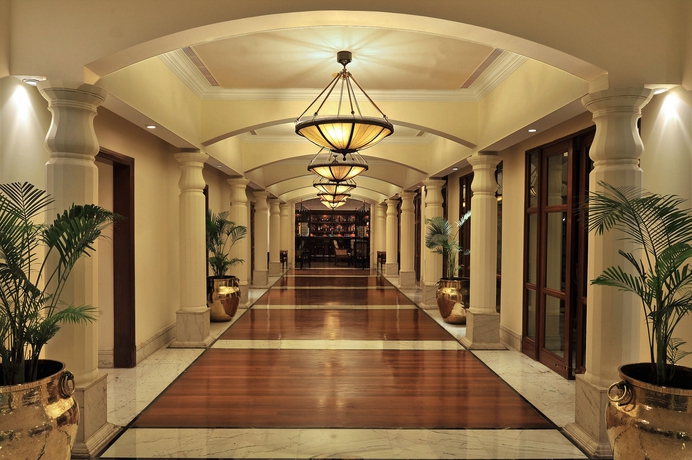 Hotel Sheraton Chola